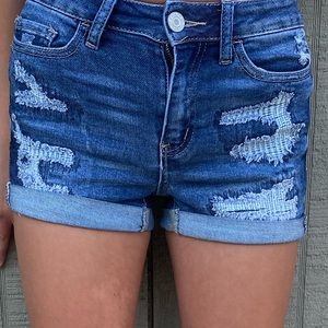 BLUE JEAN SHORTS